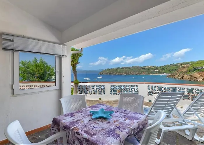 Фото Villa Oda - Appartamenti Sul Mare - Isola D'Elba Casa Morcone
