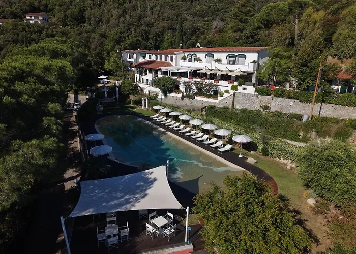 Hotel Valle Verde Procchio  photo